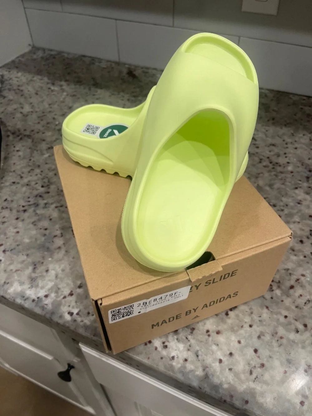 Size 1 Kids Yeezy Slides